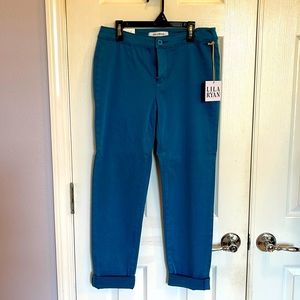 Lila Ryan The Zuri tapered trouser. Size 6